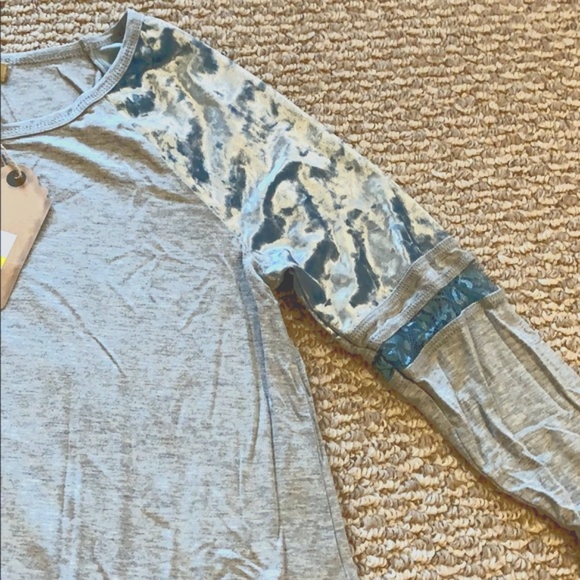 NWT Grey 3/4 length sleeve, baseball tee. - Picture 2 of 3